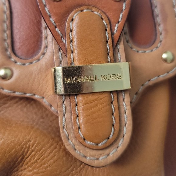 Michael Kors Y2K Double Tone Brown Leather Shoulder Bag - Picture 4 of 16